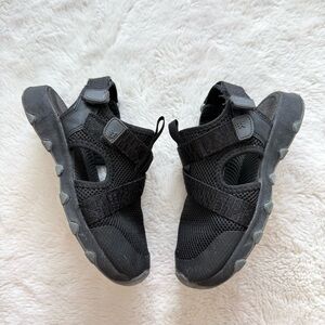 Boys black shoes size 1 US Target brand